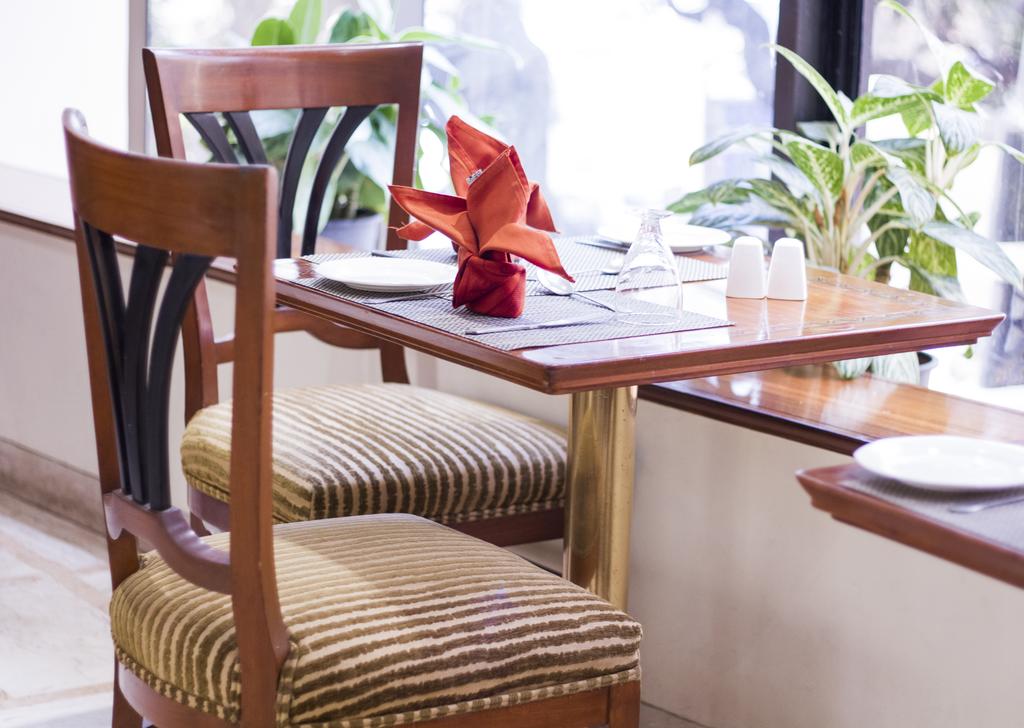 The Shalimar Hotel,Dadar,4 star