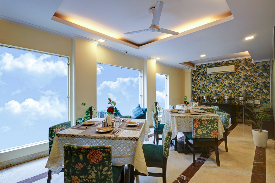 The Pearl A Royal Residency,Karolbagh,3 star