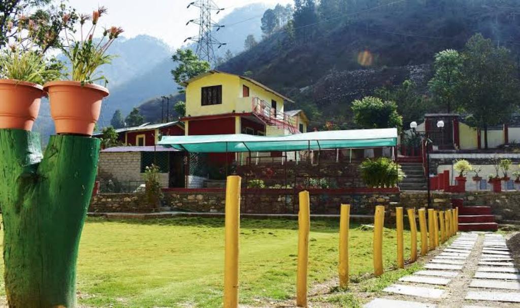 hanumanti river view resort