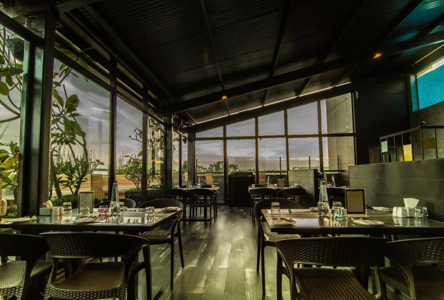 Roopa Elite,Vanivillas Mohalla,4 star