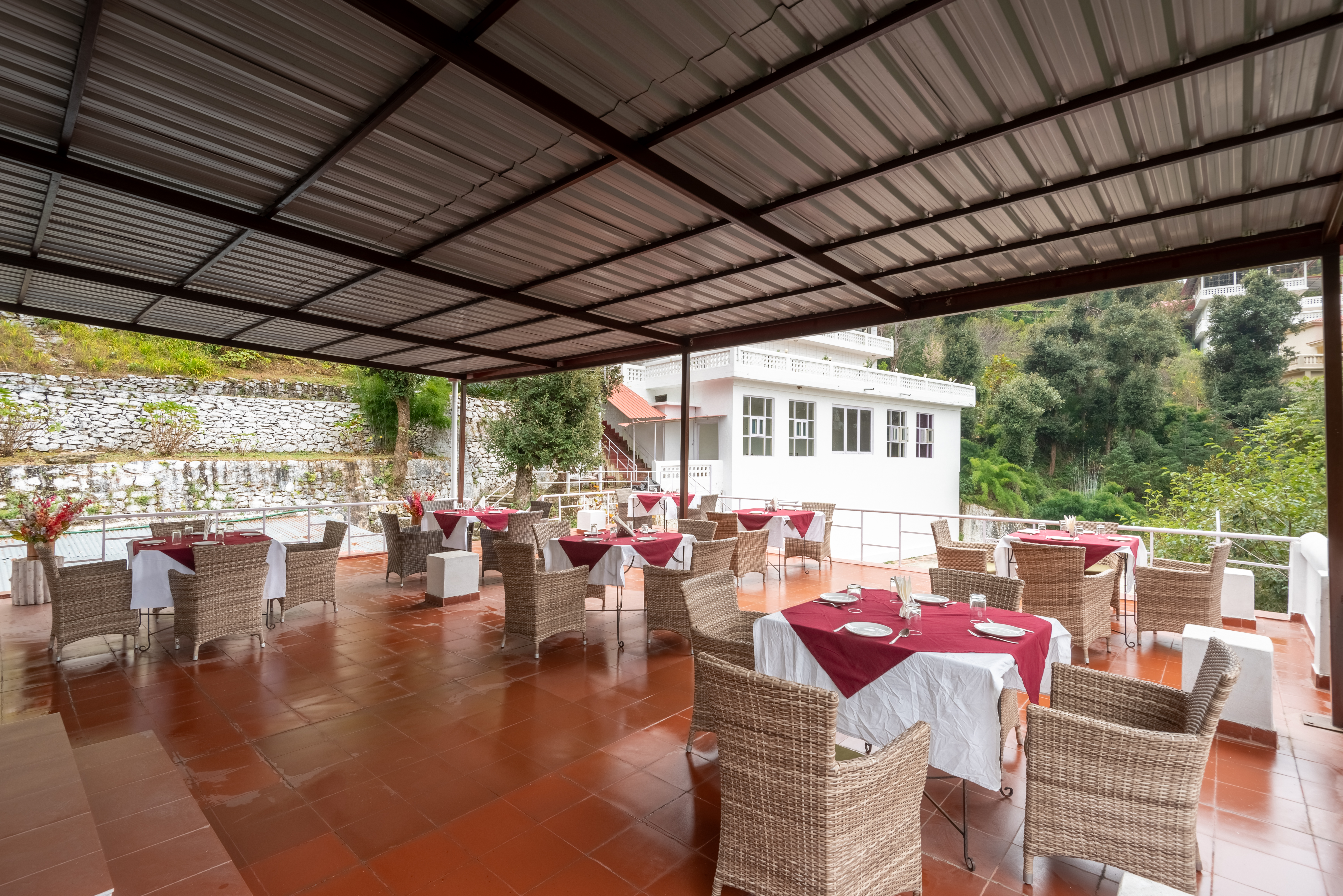 dls tehri club resort