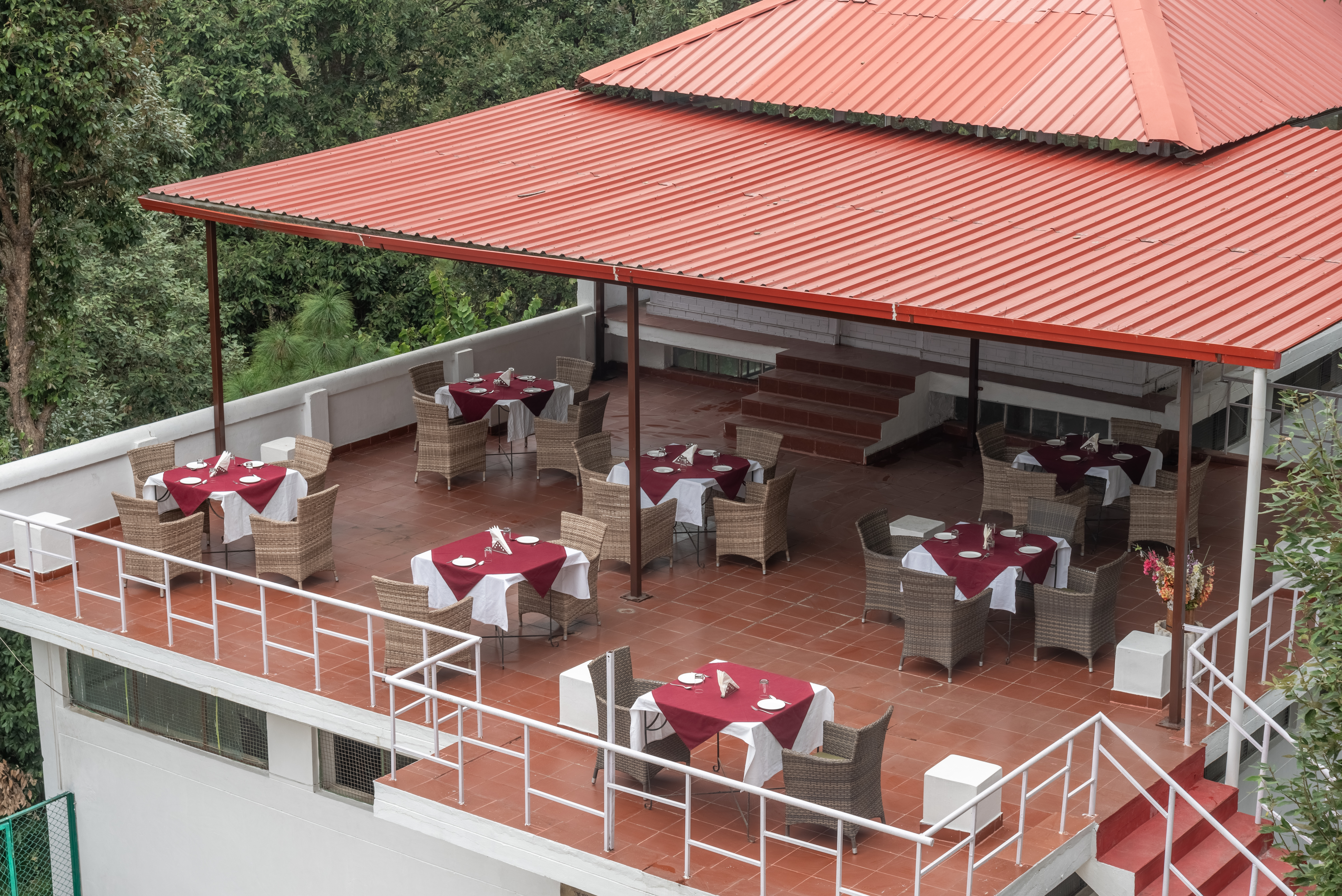 dls tehri club resort