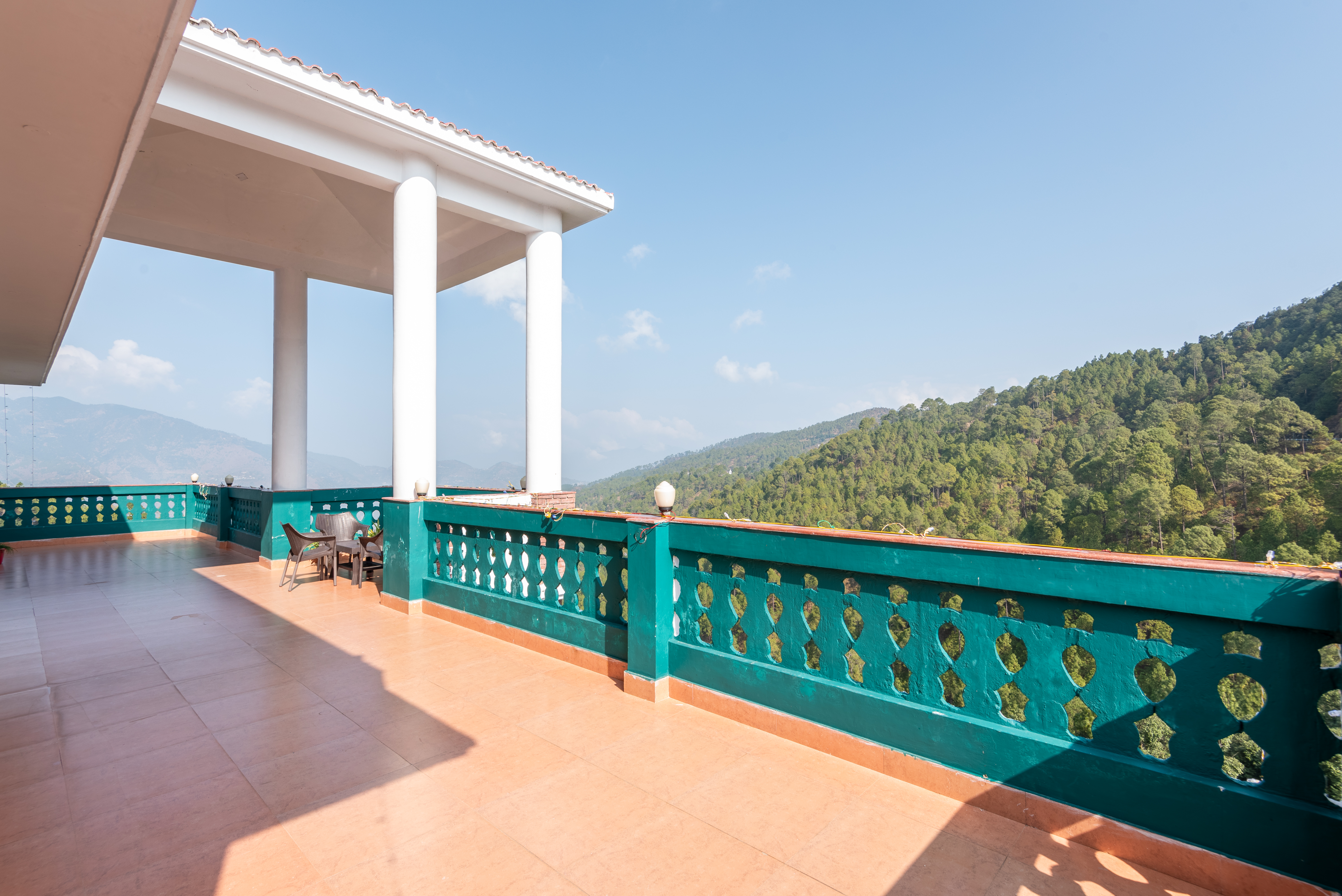 dls tehri club resort