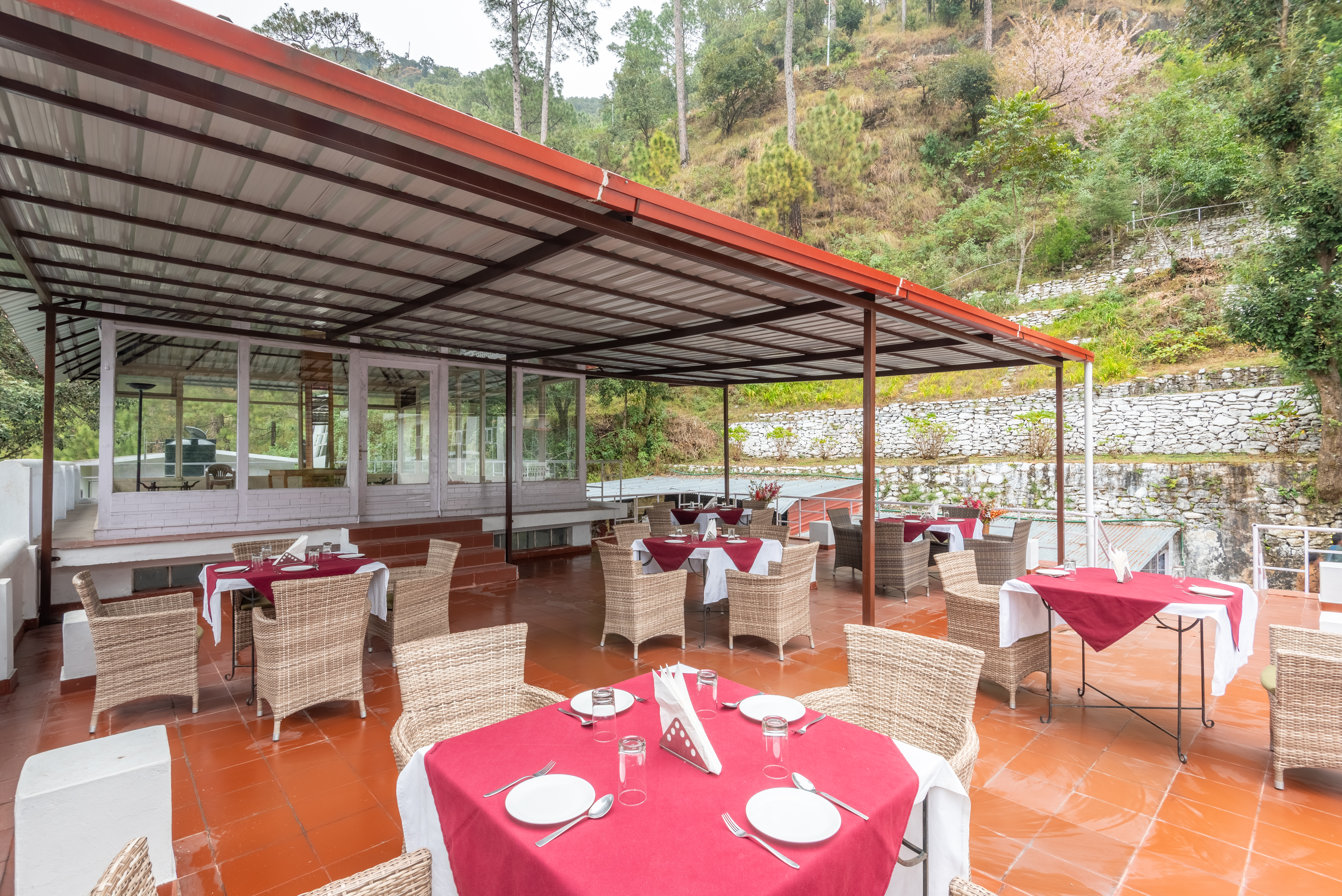 dls tehri club resort