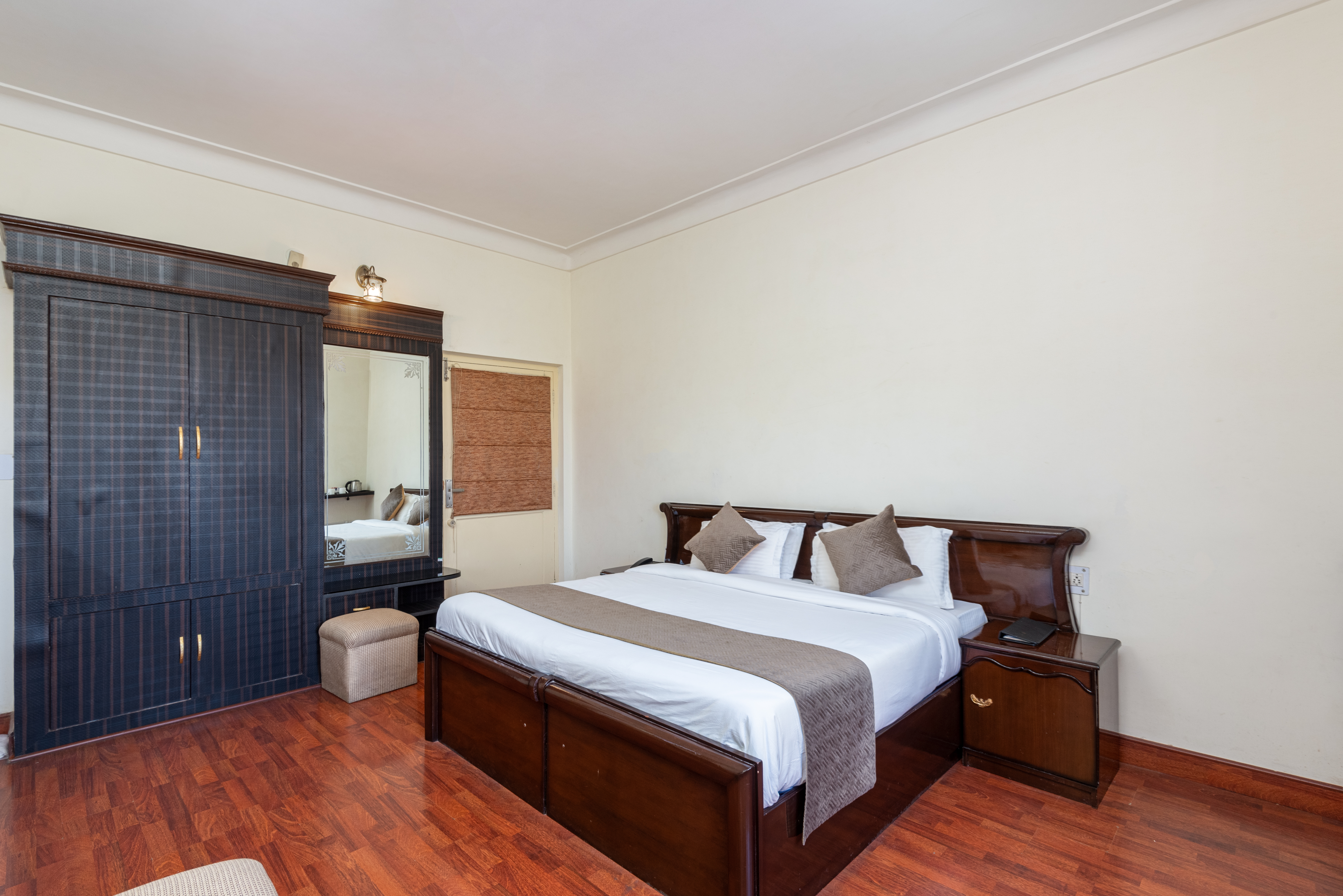 dls tehri club resort