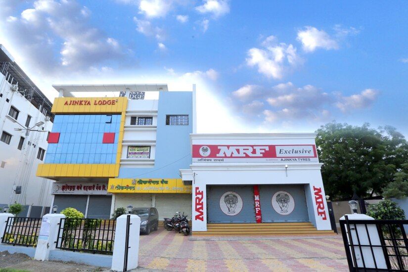 Ajinkya Lodge,India>>Sangole,2 star