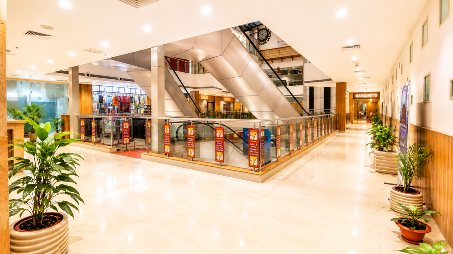Vijaya Tej Clarks Inn,Patliputra Industrial Area,4 star