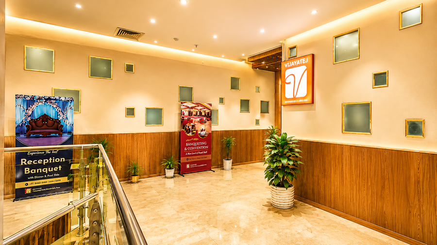 Vijaya Tej Clarks Inn,Patliputra Industrial Area,4 star