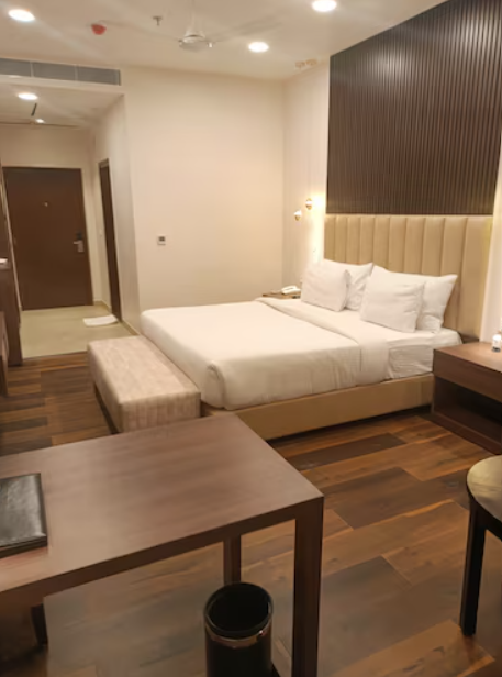 mb greens clarks inn moradabad