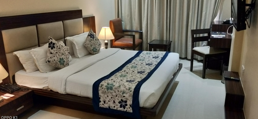 Bhawna Clarks Inn,Sikandra,4 star