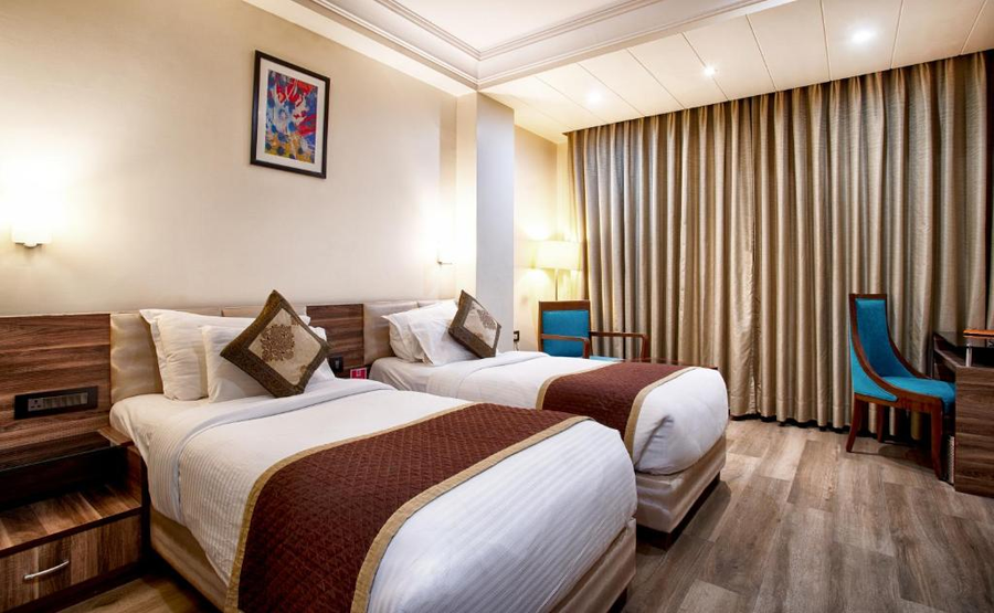 Spree Hotel Jaipur,Bani Park,4 star