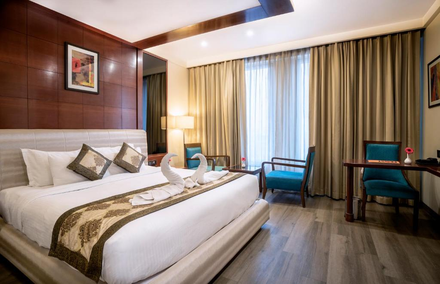 Spree Hotel Jaipur,Bani Park,4 star