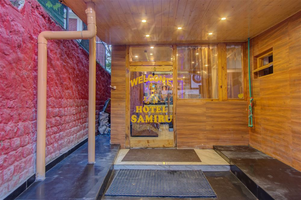 Hotel Samiru Manali,Mall Road,3 star
