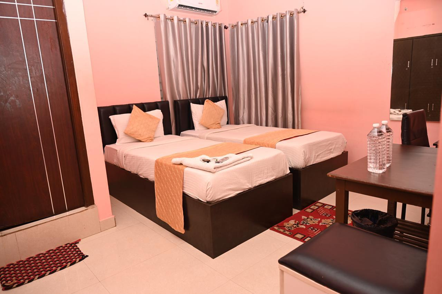 qube inn luxury hotel gachibowli