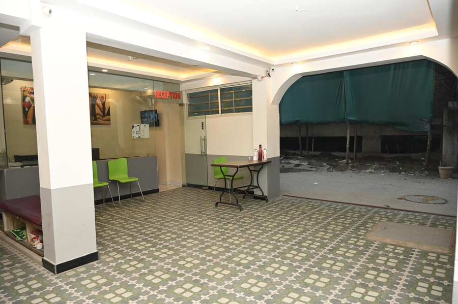 qube inn luxury hotel gachibowli