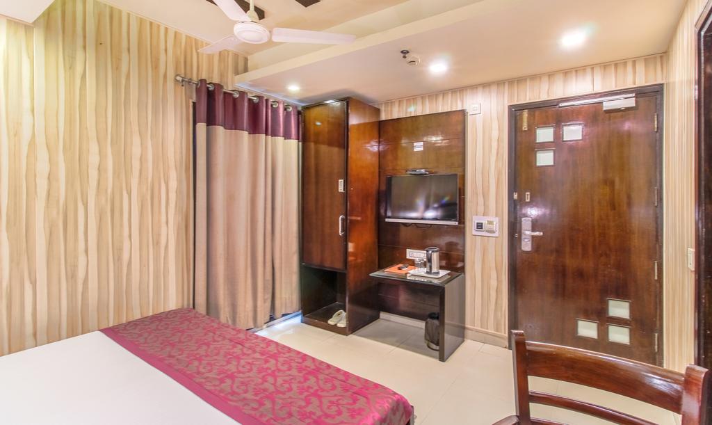 hotel jullundur 18