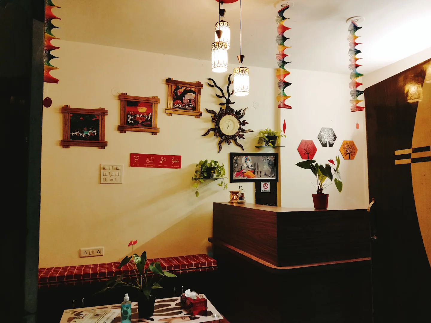 Nisha Hotel,Hotel Nisha At Post Met -Gutad , Near Mulberry Inn. Opp. To Janni Mata Temple , Panchgani- Mahabaleshwar Road , Mahabaleshwar ,Dist. Satara, Mahabaleshwar,3 star