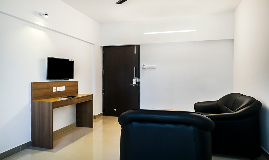 treebo luxe suite shivaji nagar