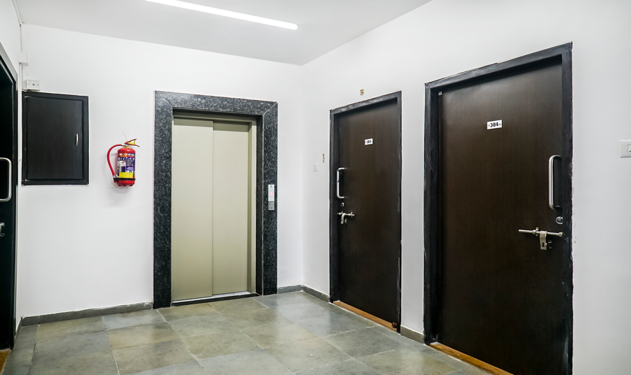 treebo luxe suite shivaji nagar