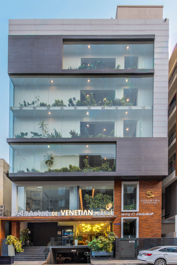 De Venetian By TGI,Brookefeilds,3 star