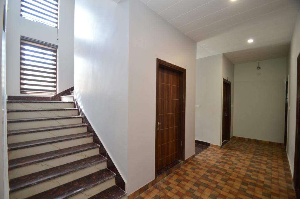 hotel zen rooms alwar