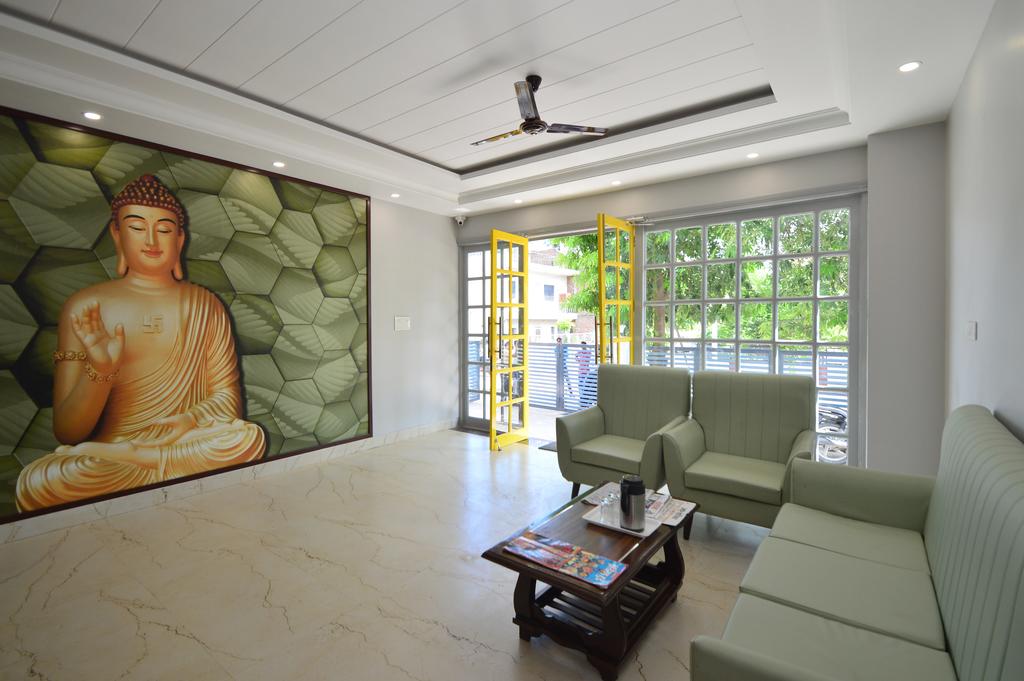 hotel zen rooms alwar