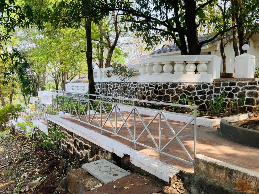 u rivergate karjat