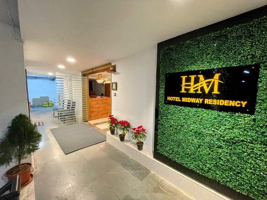 hotel midway residency