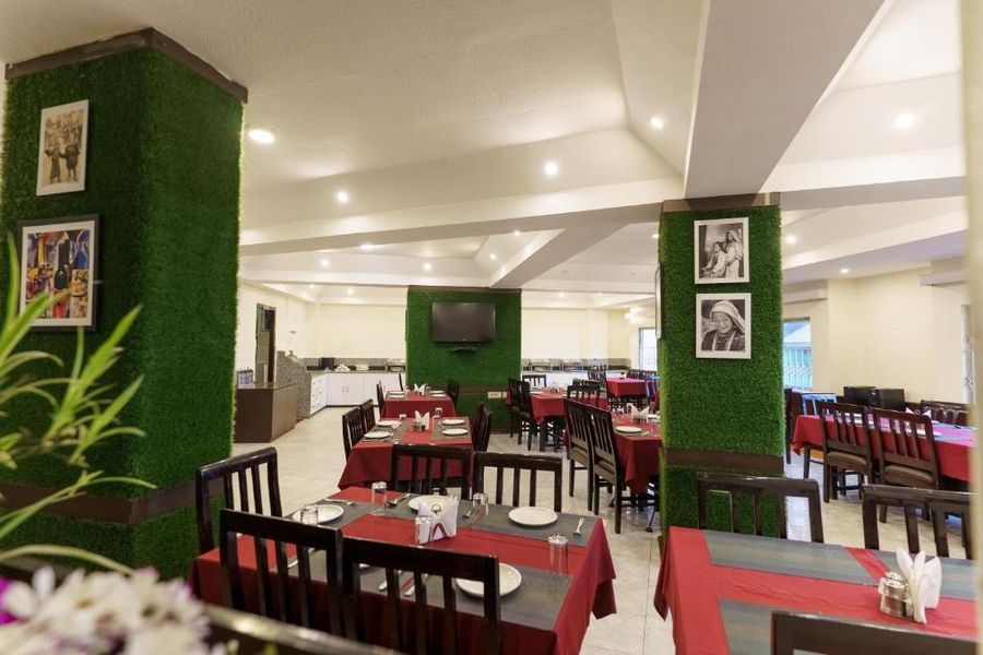 hotel yuma darjeeling by yagi group