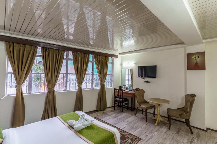 hotel yuma darjeeling by yagi group