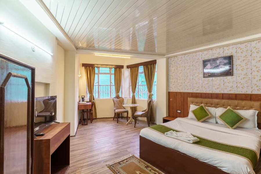 hotel yuma darjeeling by yagi group