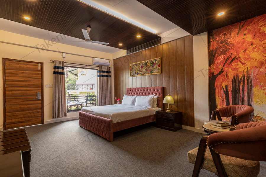 maple resort chail
