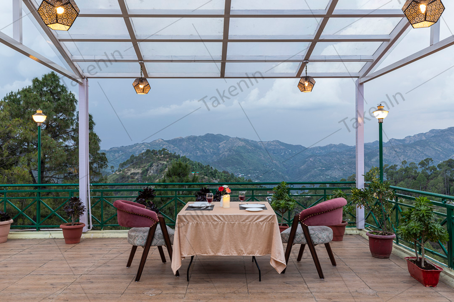 Maple Resort Chail,Chail,4 star
