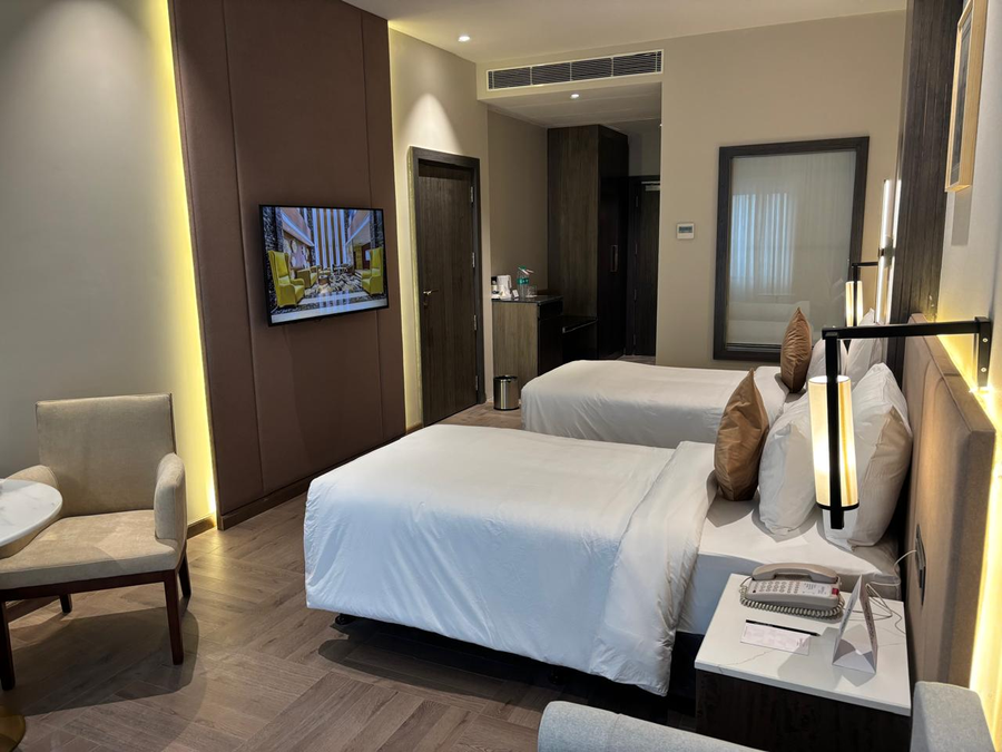 divine clarks inn suites