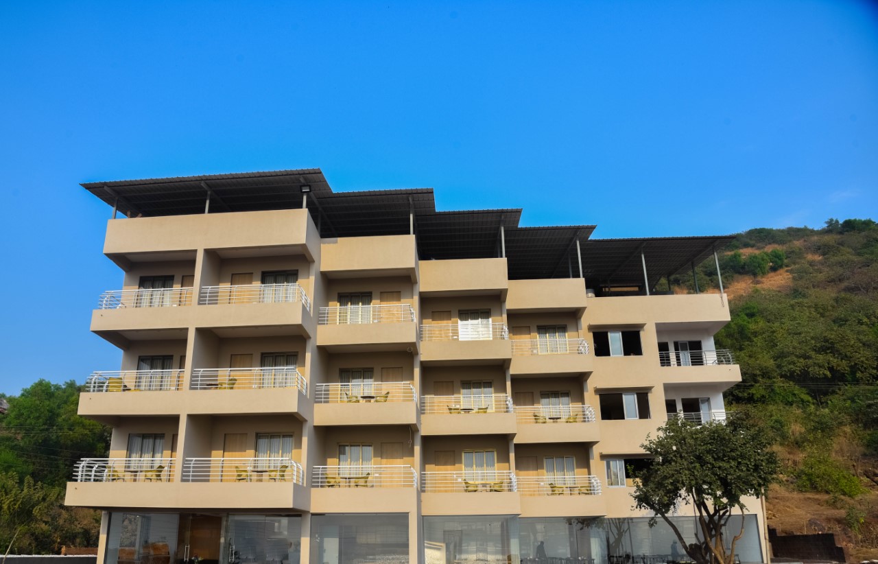 Sagar Sawali Grand, 30 M From Karde Beach>>Karde Beach, Dapoli ,3 star