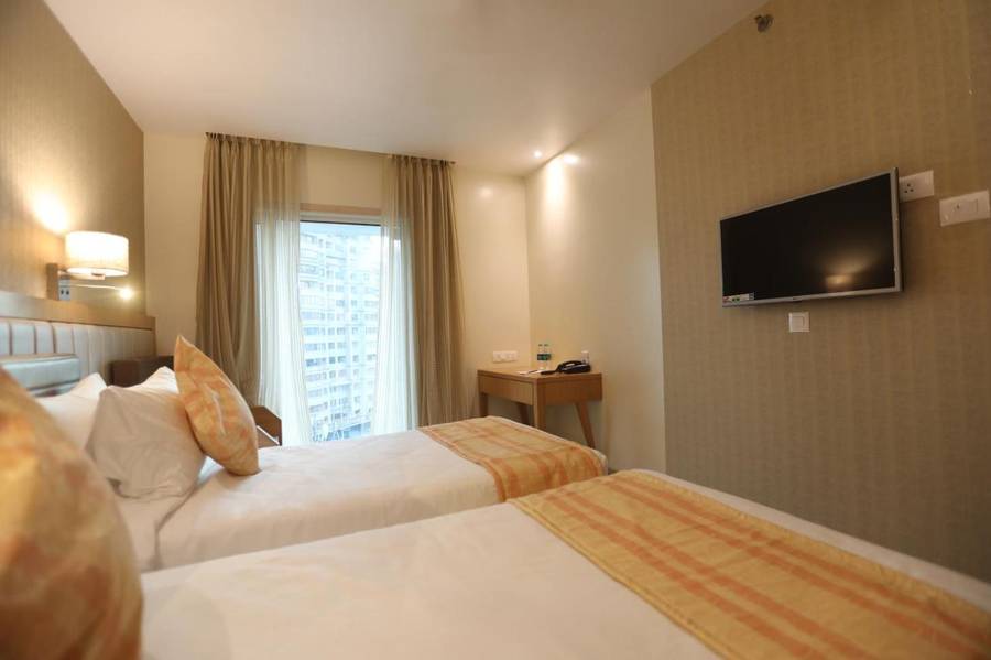Hotel Cliffton,Jogeshwari West,4 star