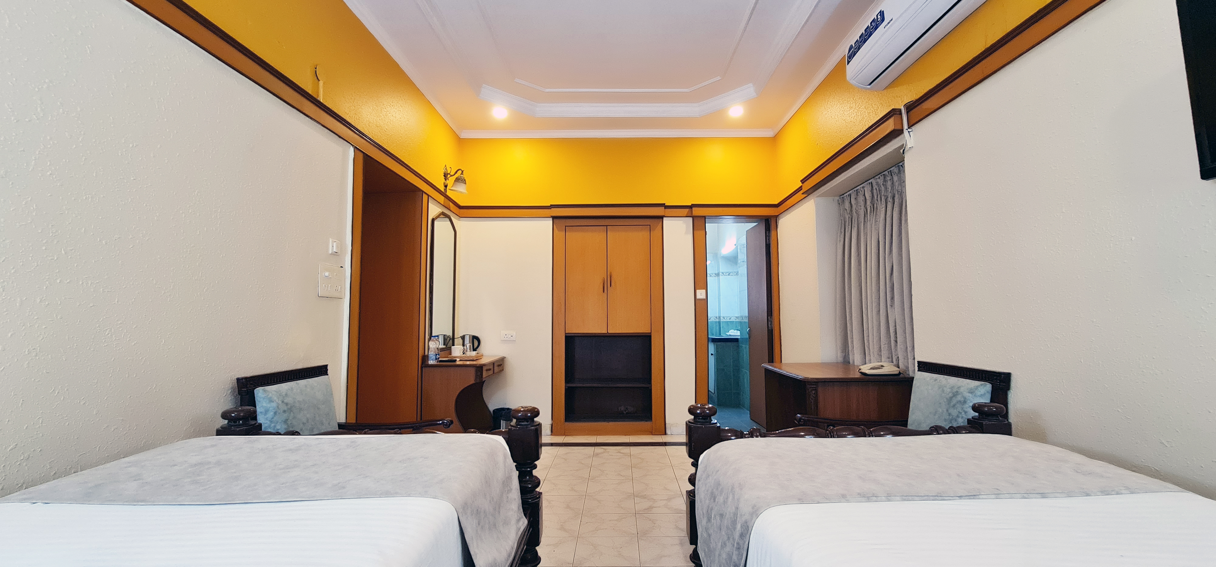 pallavi international hotel