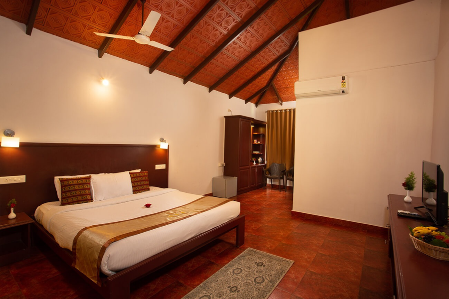 porcupine castle resort