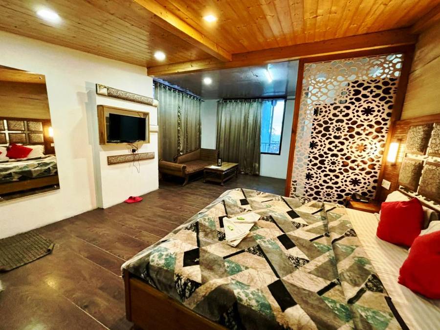 Hotel Ganga,Circular Road, Near Victory Tunnel, Fingask Estate, Shimla, Himachal Pradesh 171003,3 star