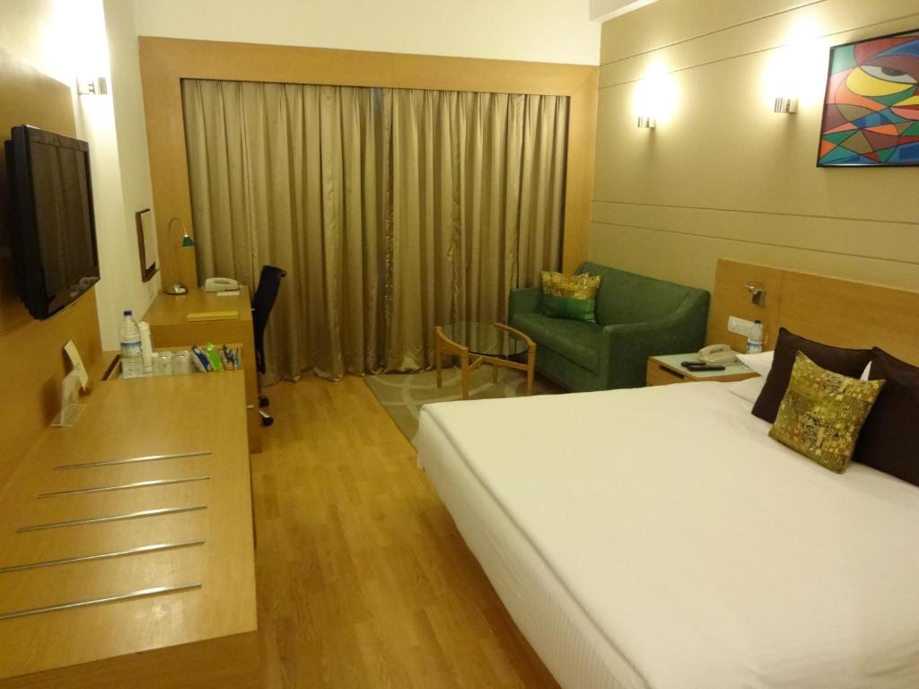 lemon tree premier hitec city hyderabad