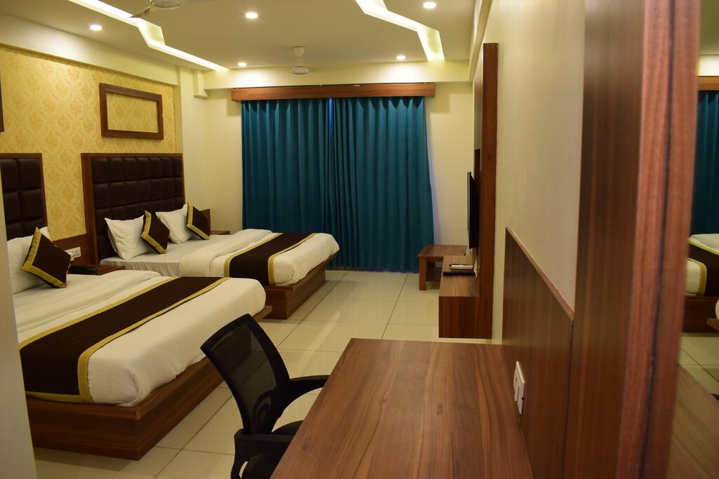 Hotel New Pathik,4Rth Floor, Plot No-5, Vraj Vihar Co.Opp.Ho.So. Ltd Opp. Umiya Mataji Temple, Up To Bank Of Baroda,Bopal Ghuma, Ahmedabad, 380058 Ahmedabad, India,3 star