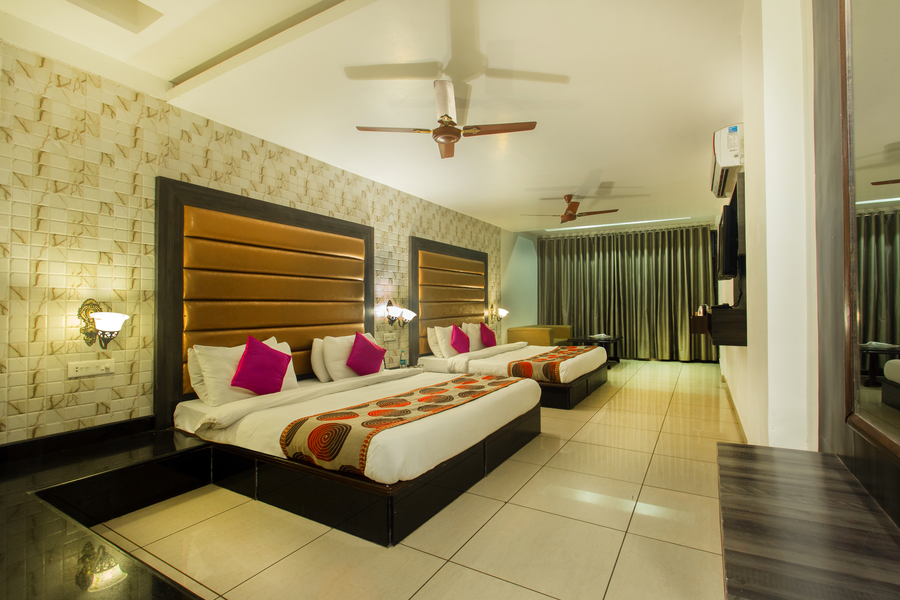 hotel subash international