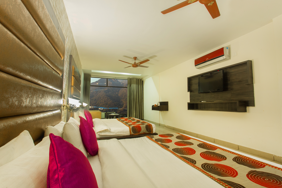 hotel subash international