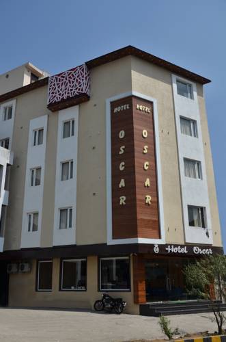 Hotel Oscar,Jallianwala Bagh,3 star
