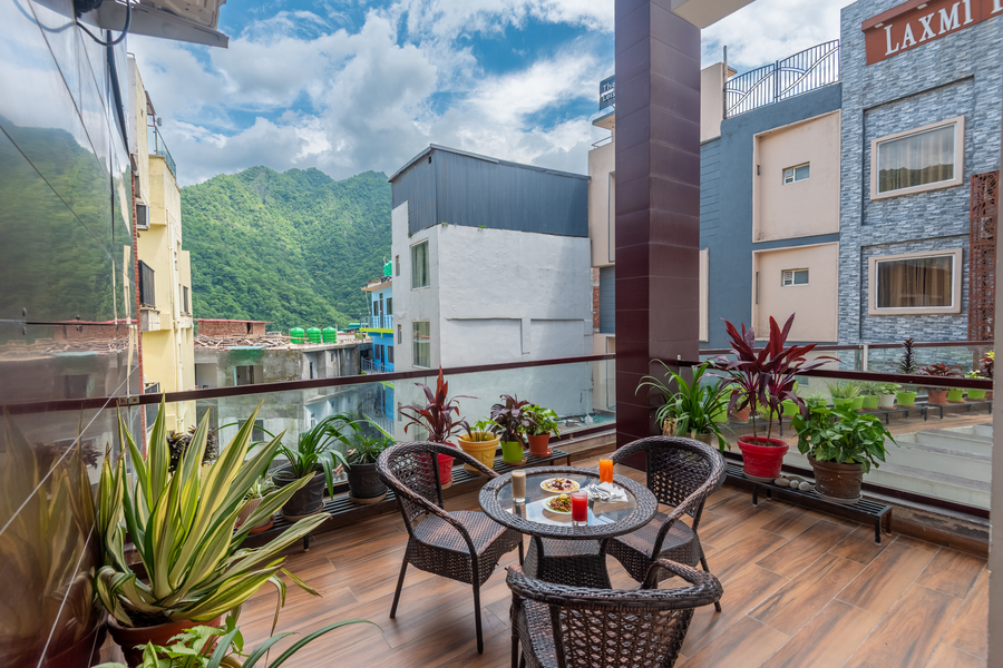 dls hotels on the ganges