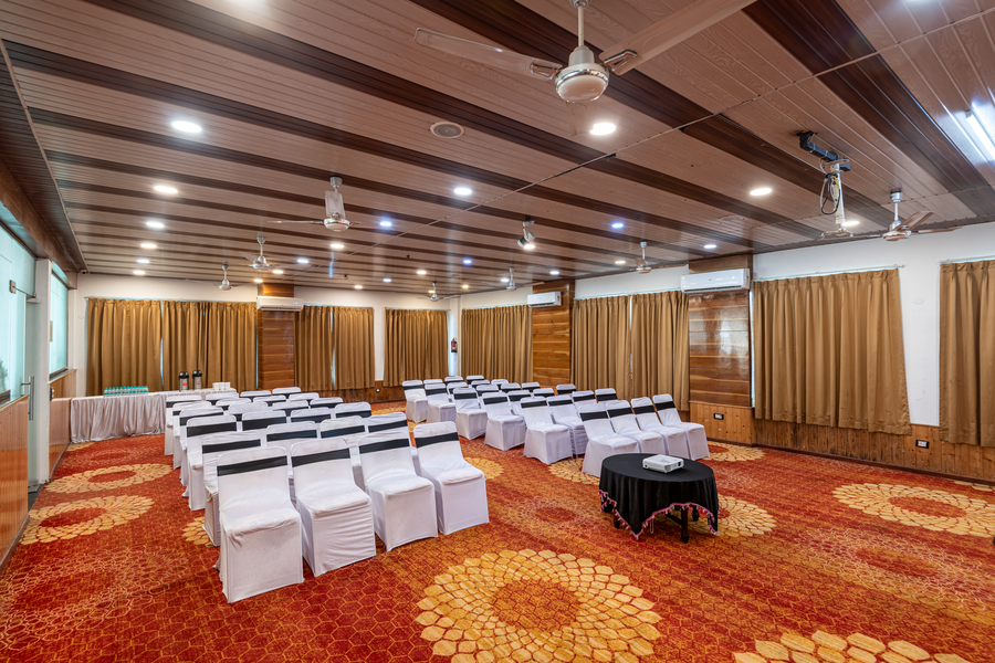 dls hotels on the ganges