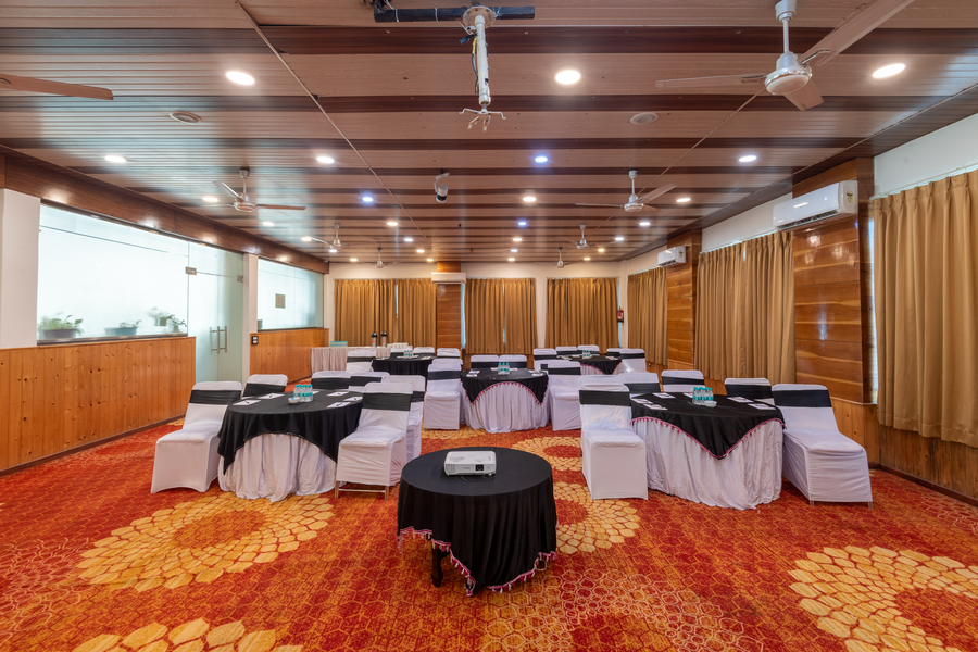 dls hotels on the ganges