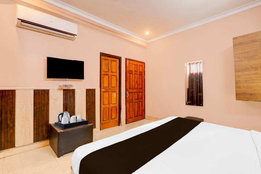 super hotel o charbagh formerly khalsa inn