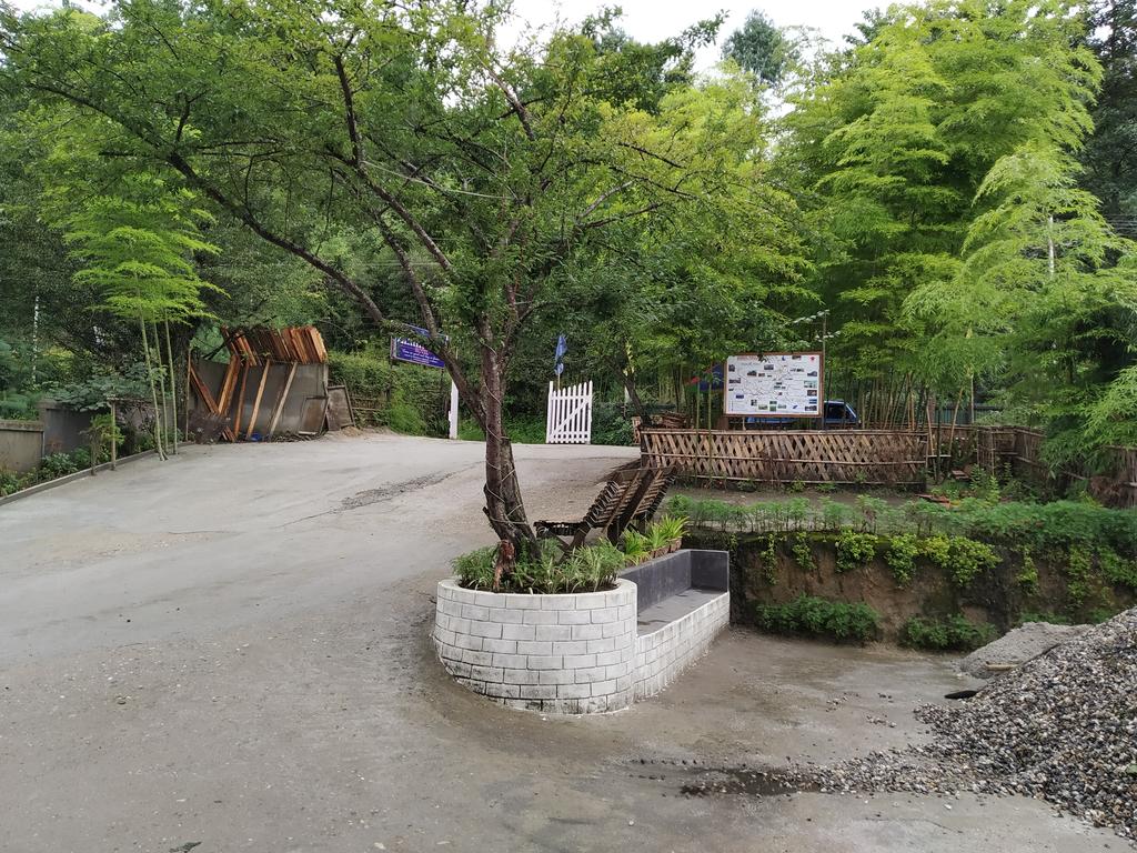 Zimin Ziro Hotel,Ziro>>Itanagar,3 star