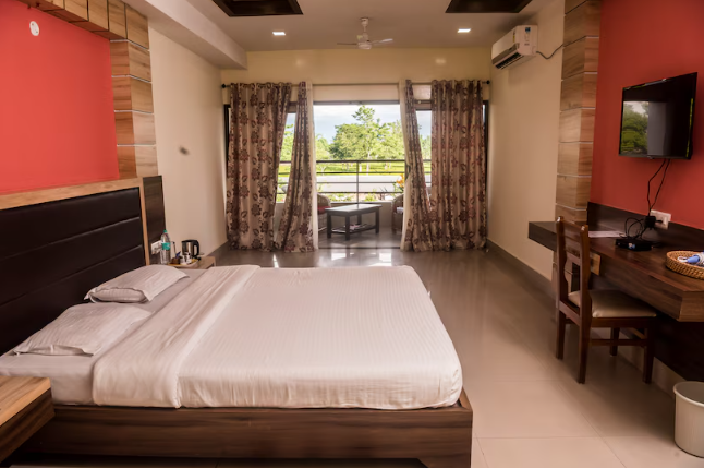 hotel aatreyee